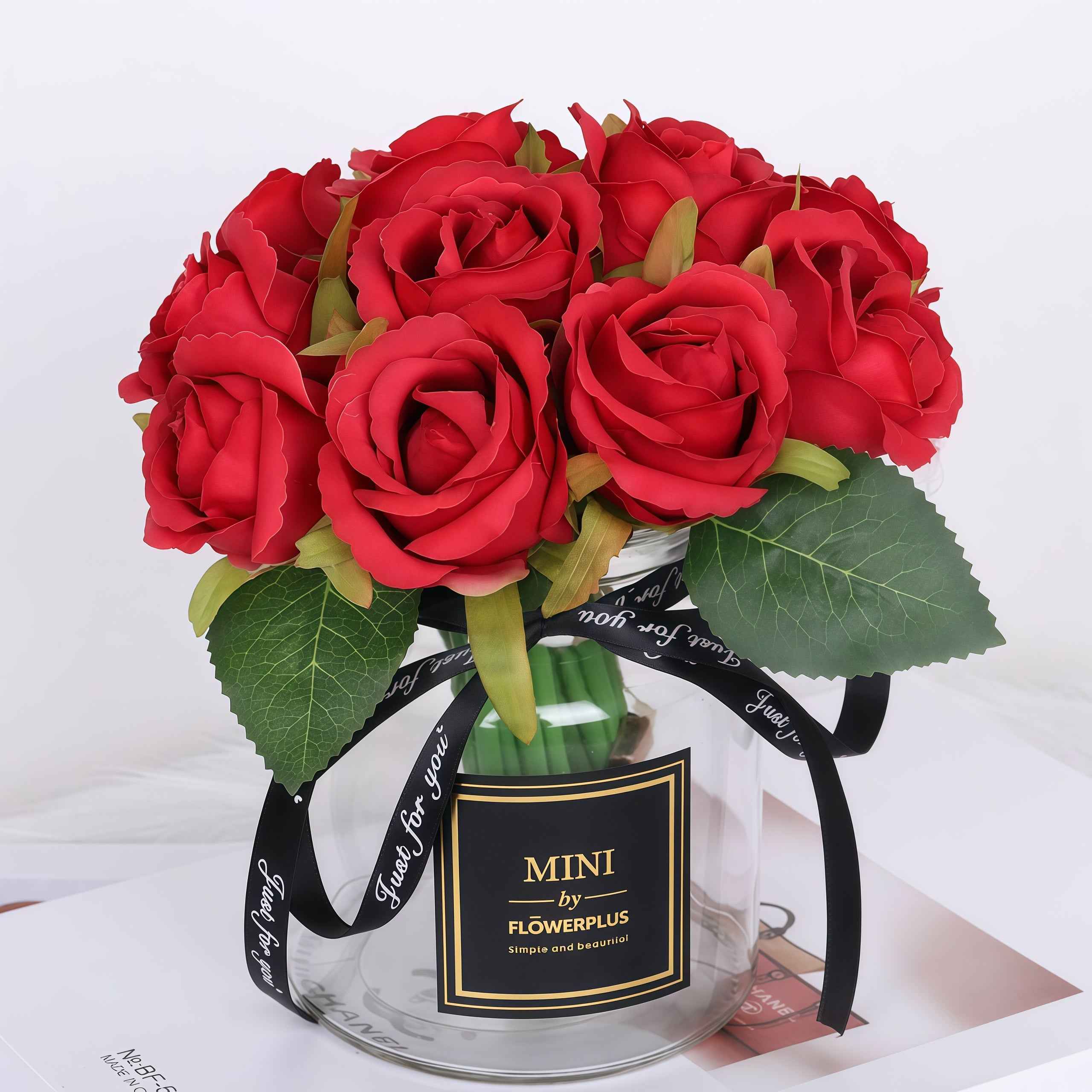 Silk Rose Bouquet 12pcs Red Artificial Roses Faux Flowers for Home Decor & Wedding